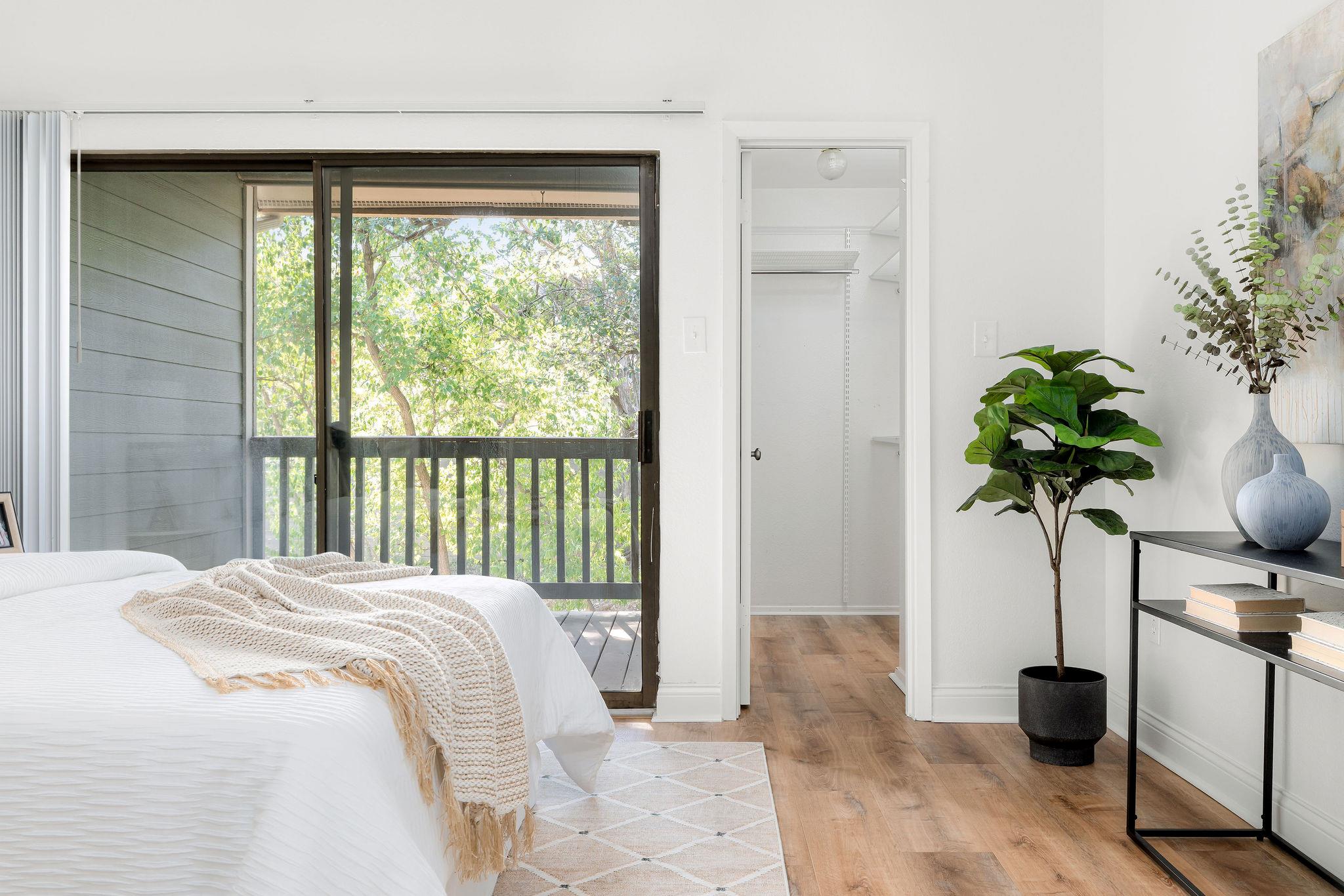 2215 Post Rd # 1034, Austin, TX 78704