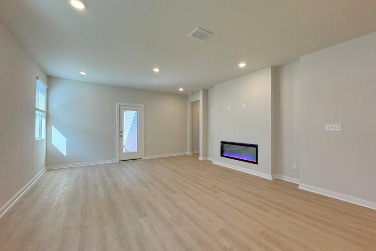 6508 Smarty Jones Ln, Buda, TX 78610