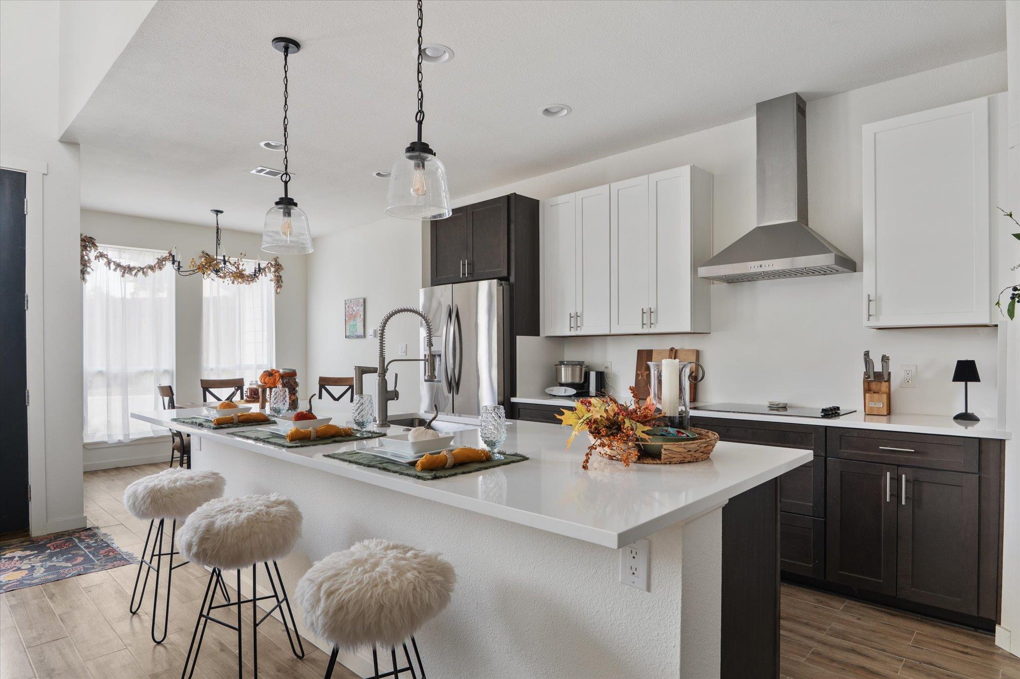 136 W Castlebriar Dr, Granite Shoals, TX 78654