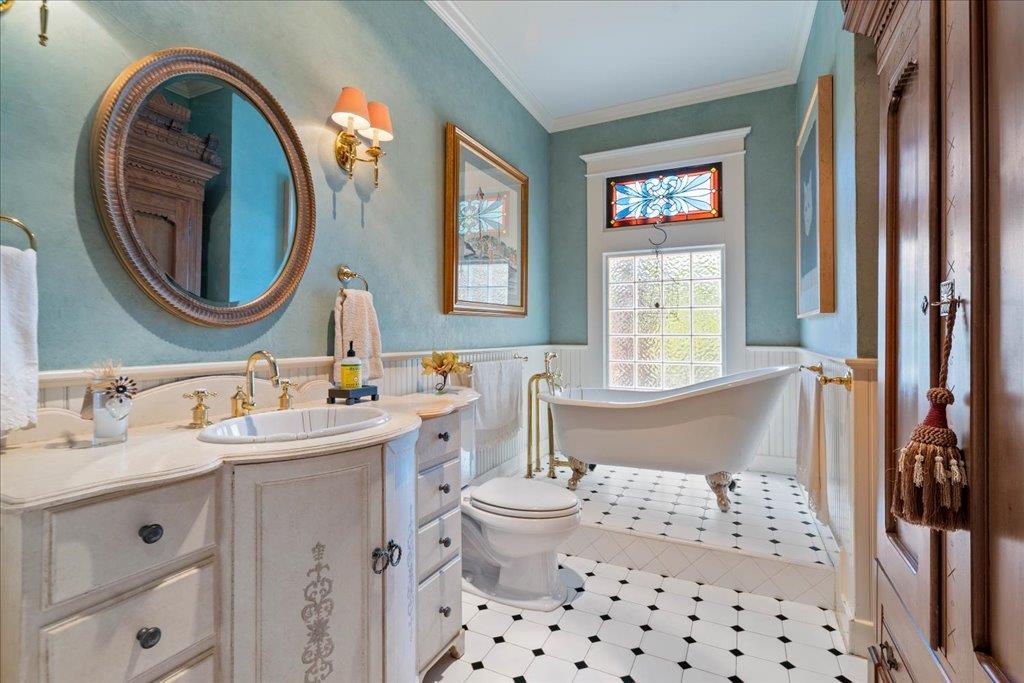 1502 Murray Ln, Austin, TX 78703