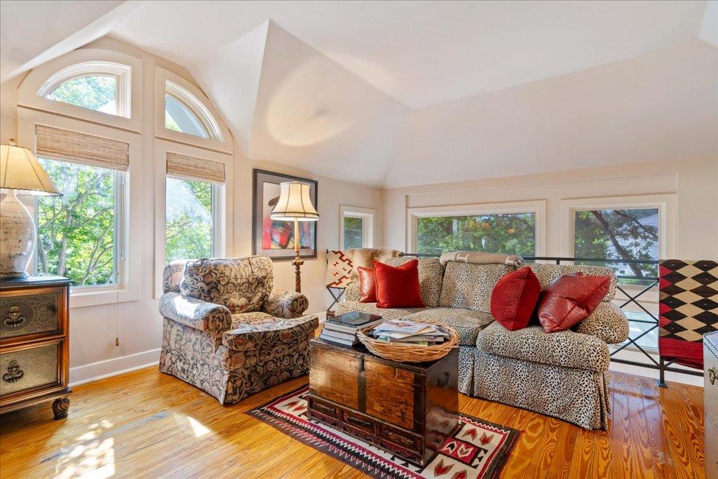 1502 Murray Ln, Austin, TX 78703