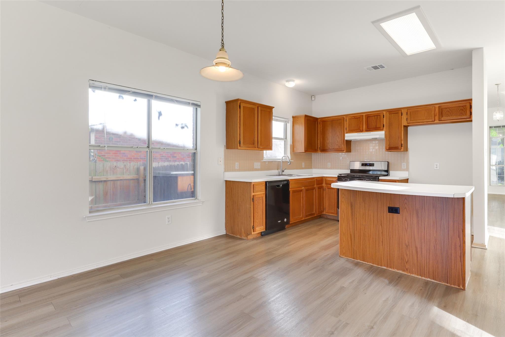 15437 Ozone Pl, Austin, TX 78728