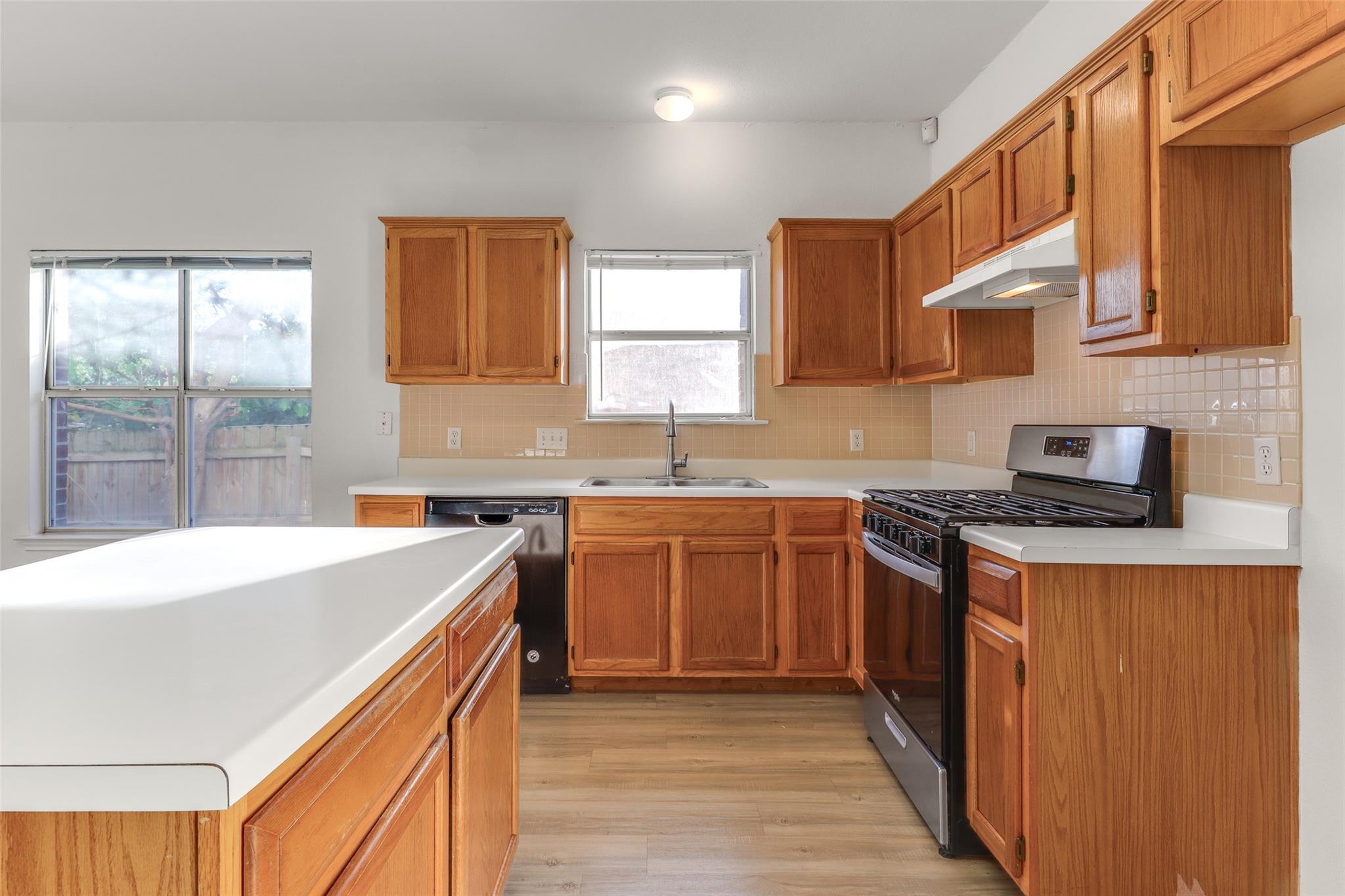 15437 Ozone Pl, Austin, TX 78728