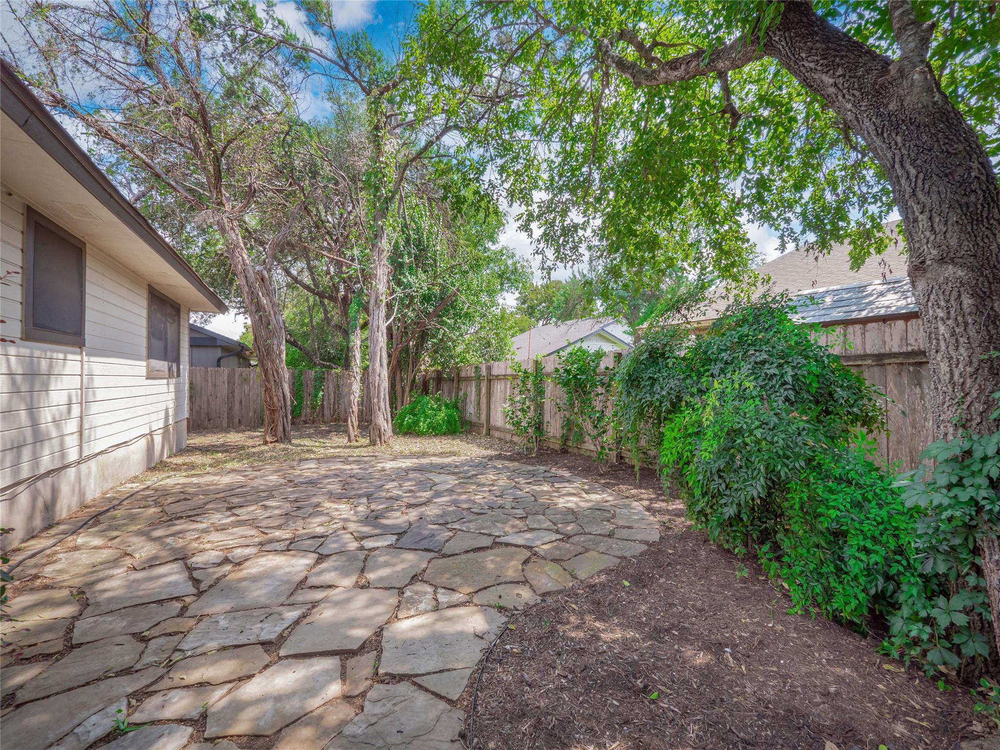 4013 Reynosa Dr, Austin, TX 78739