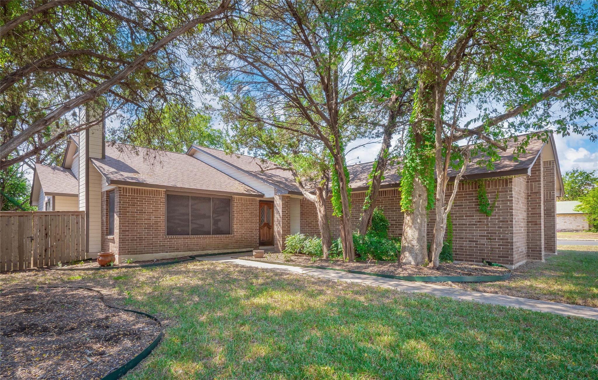 4013 Reynosa Dr, Austin, TX 78739