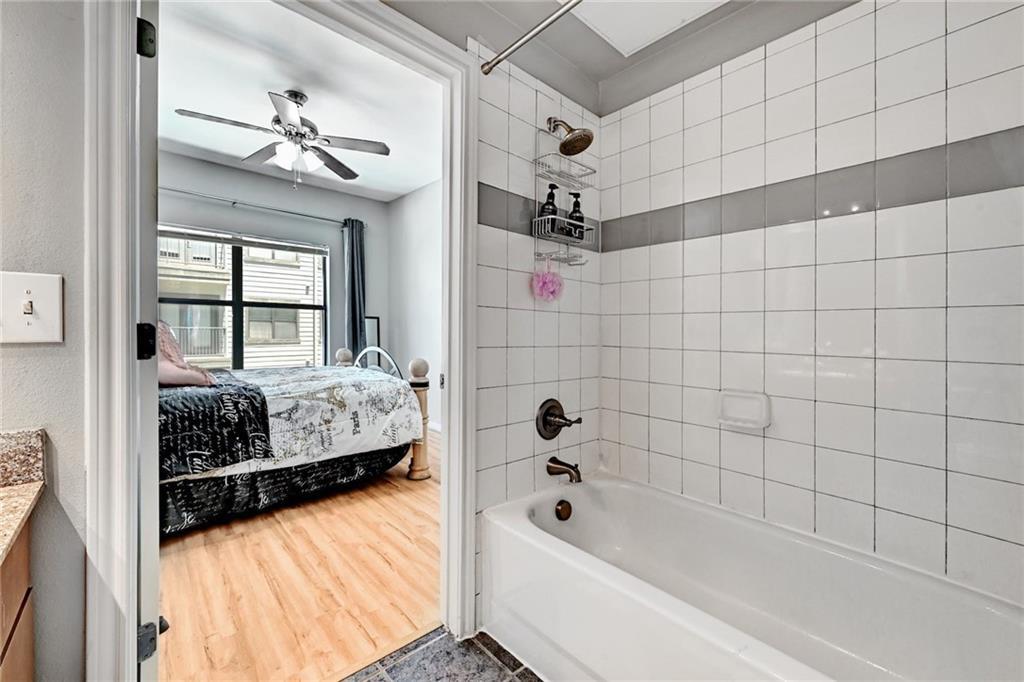 2502 Leon St # 407, Austin, TX 78705