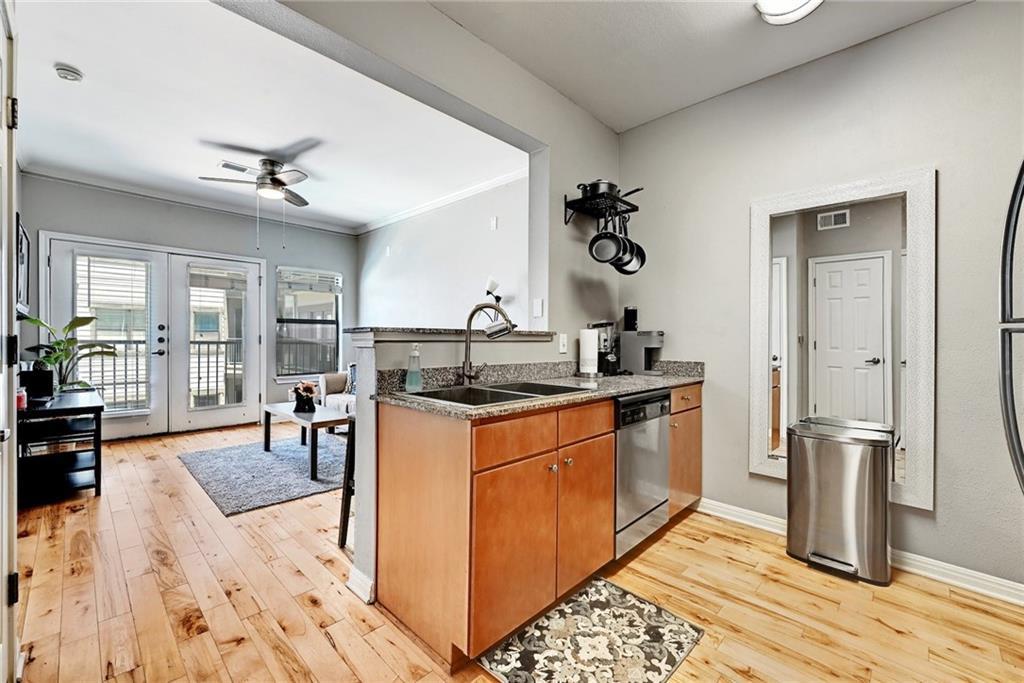 2502 Leon St # 407, Austin, TX 78705