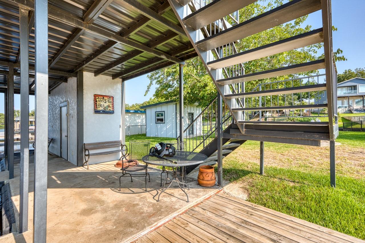 2000 Williams Lakeshore, Kingsland, TX 78639