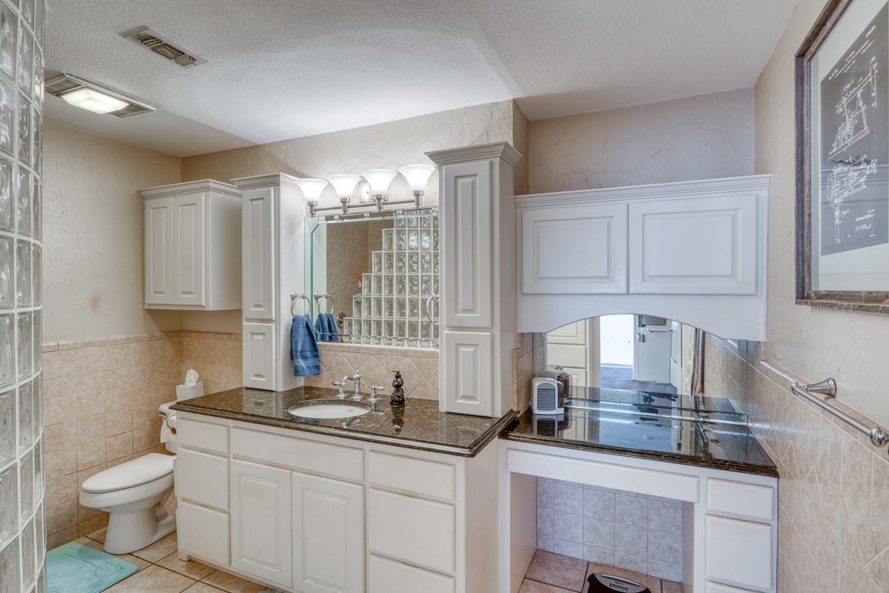 2000 Williams Lakeshore, Kingsland, TX 78639