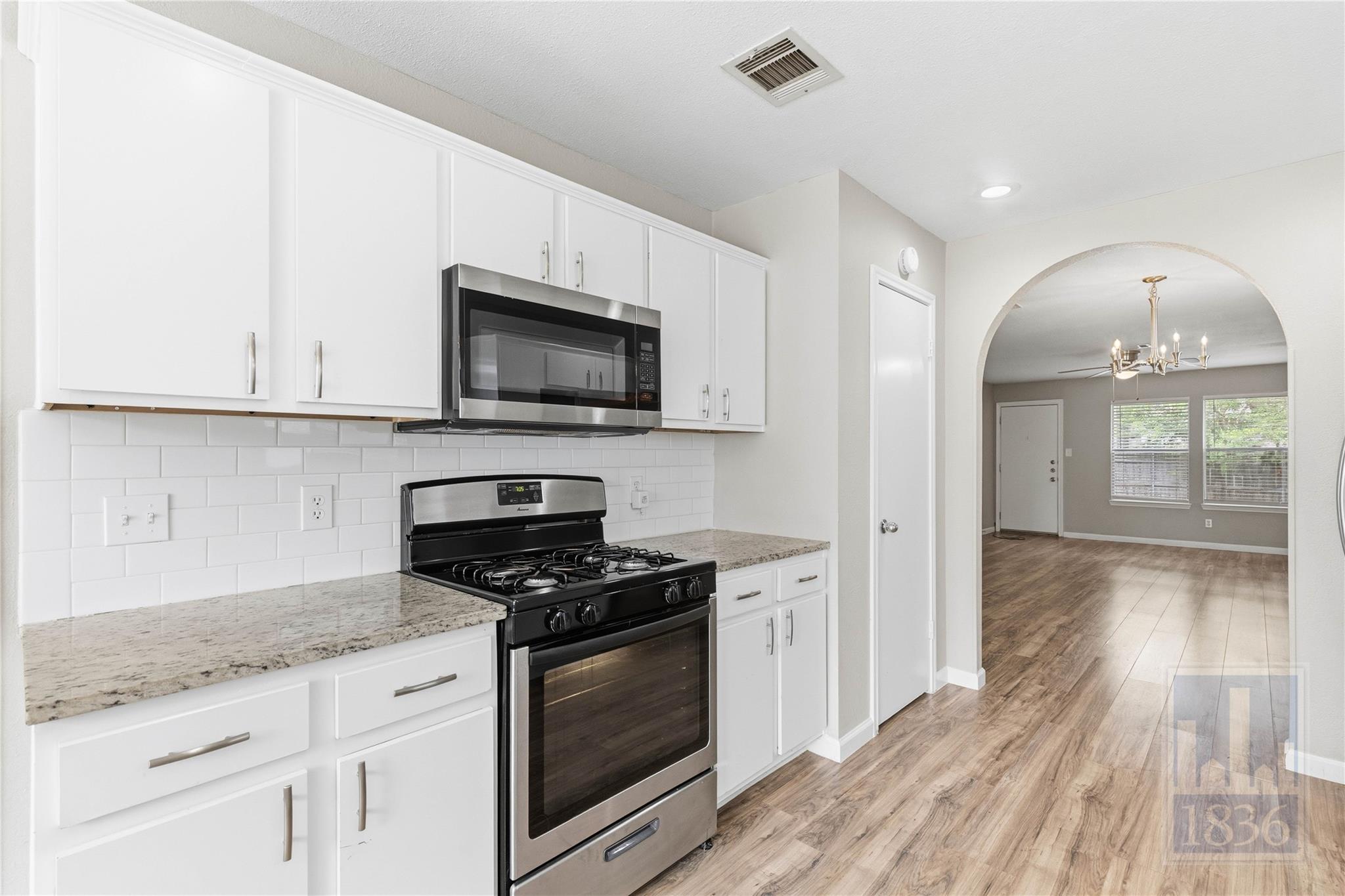 1612 Sylvia Ln, Round Rock, TX 78681