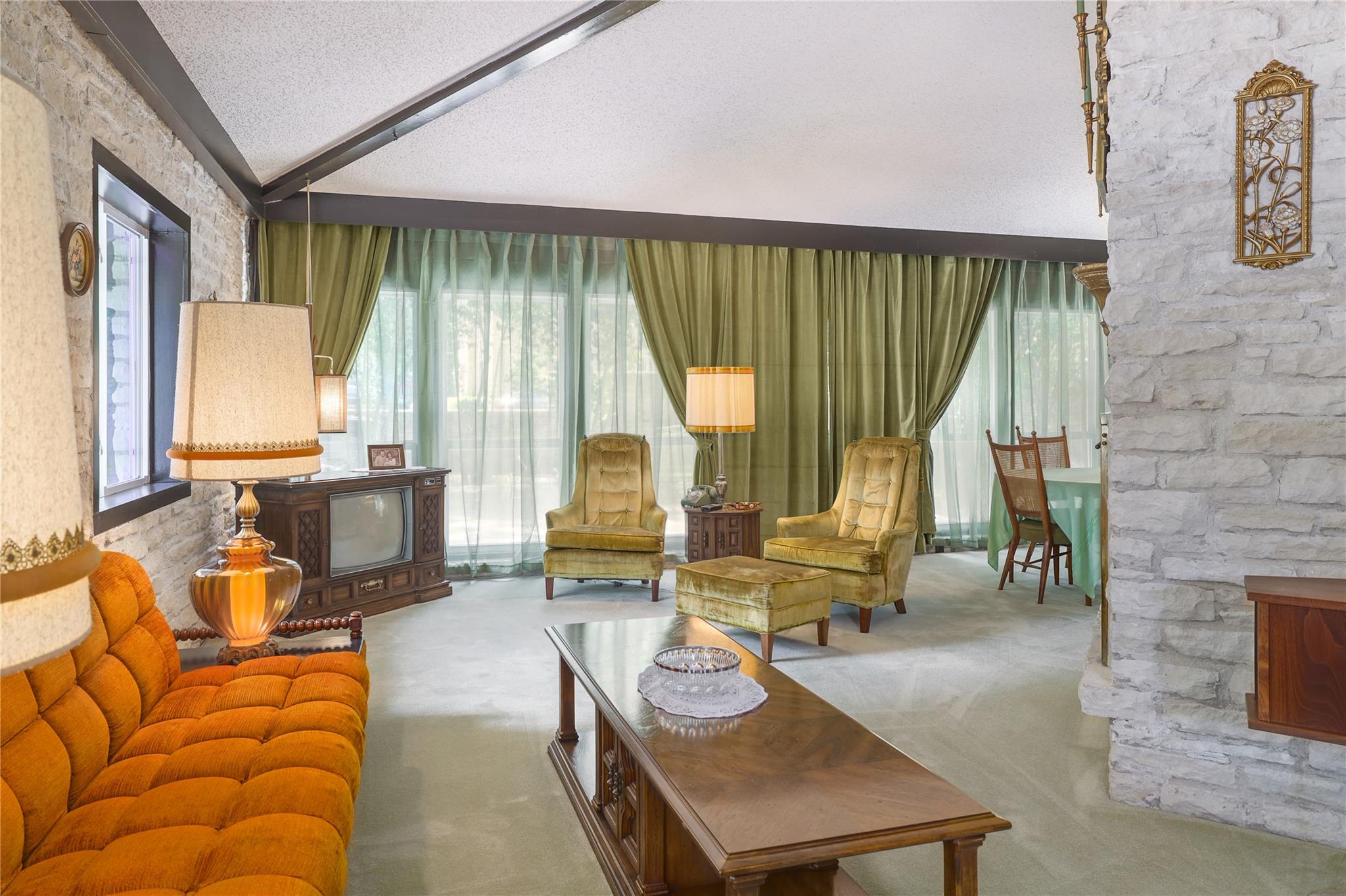 1818 Vance Cir, Austin, TX 78701