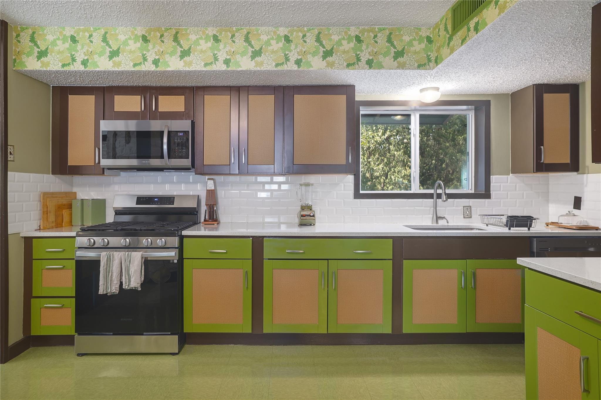 1818 Vance Cir, Austin, TX 78701