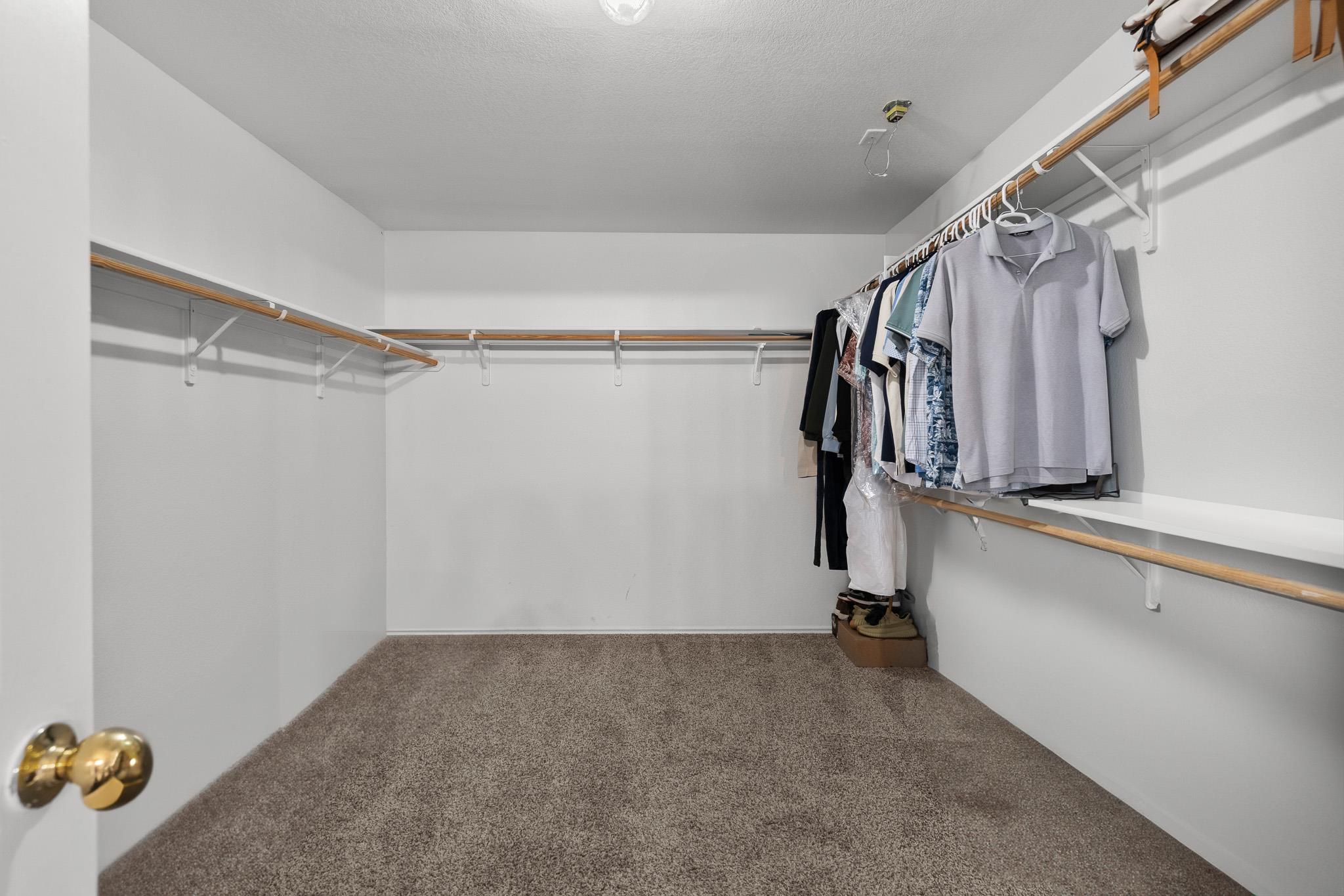 6304 Nessy Dr, Killeen, TX 76549