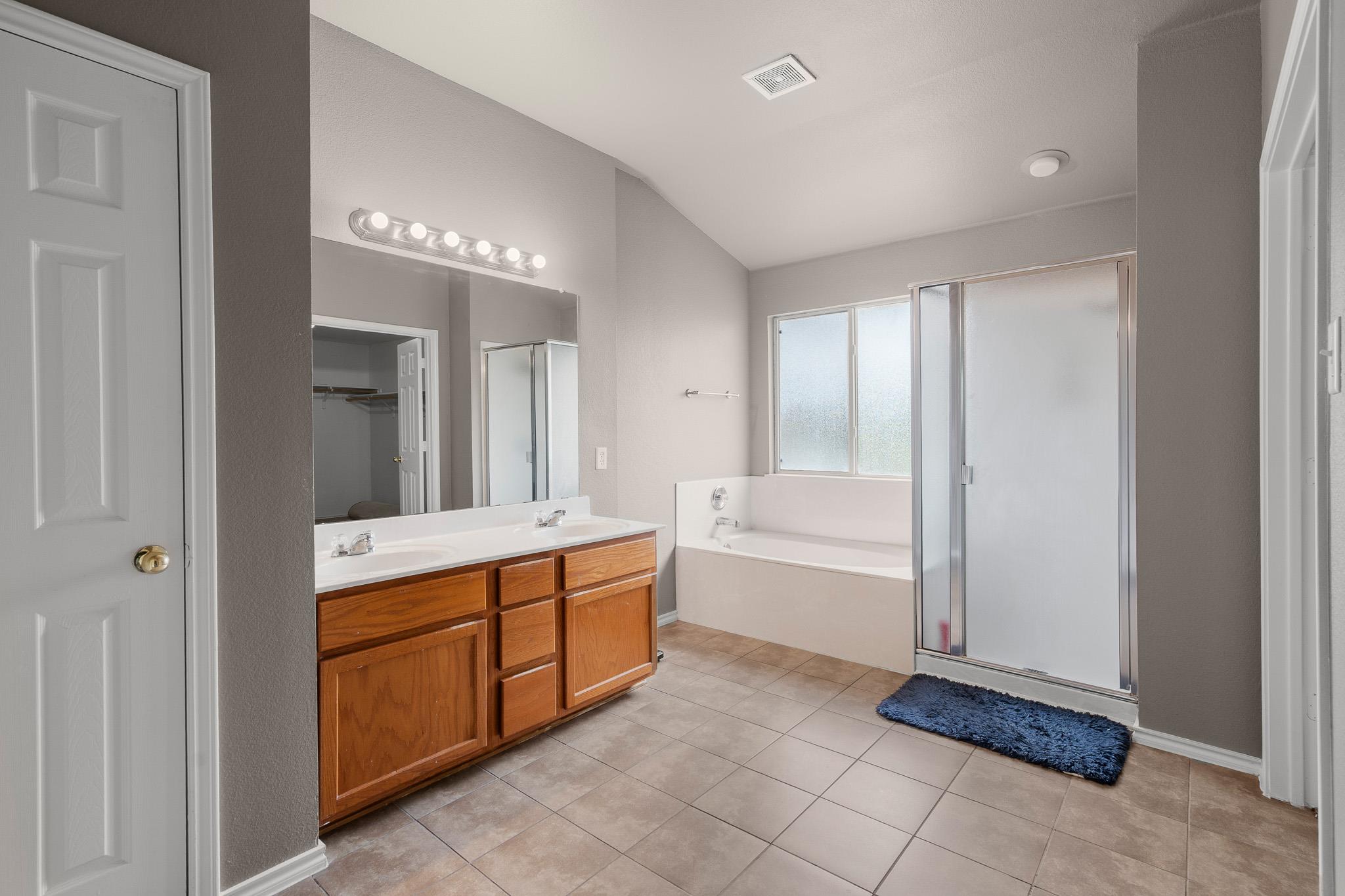 6304 Nessy Dr, Killeen, TX 76549