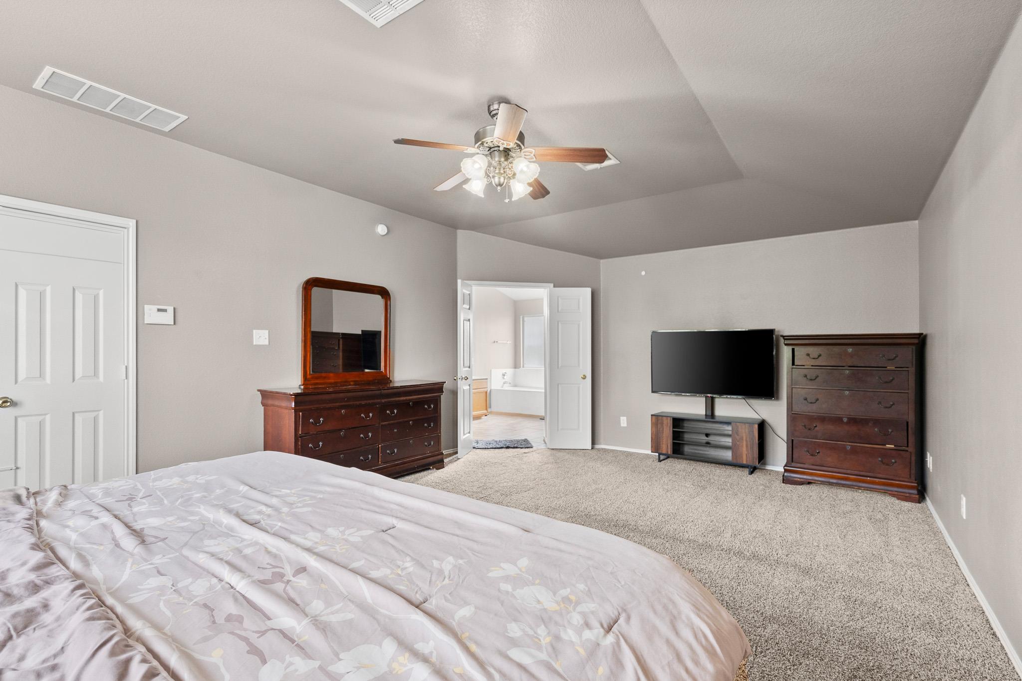 6304 Nessy Dr, Killeen, TX 76549