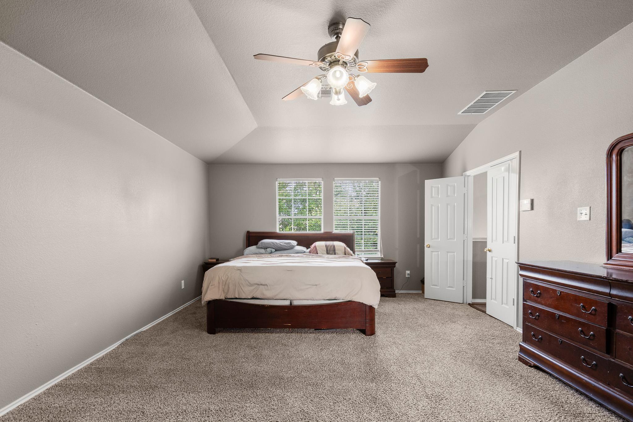 6304 Nessy Dr, Killeen, TX 76549