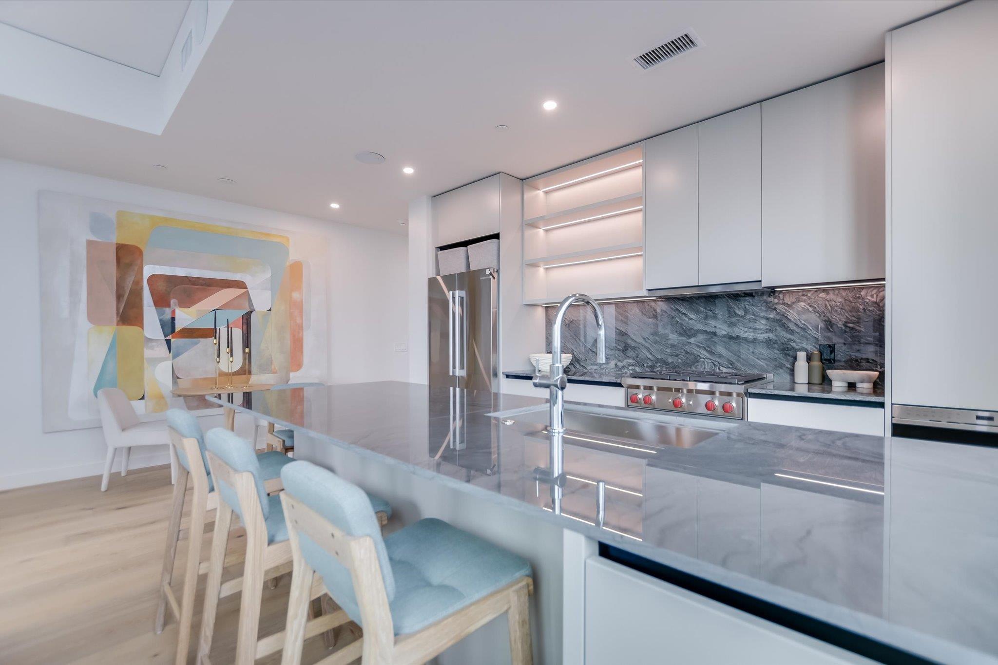 610 Davis St # 2502, Austin, TX 78701