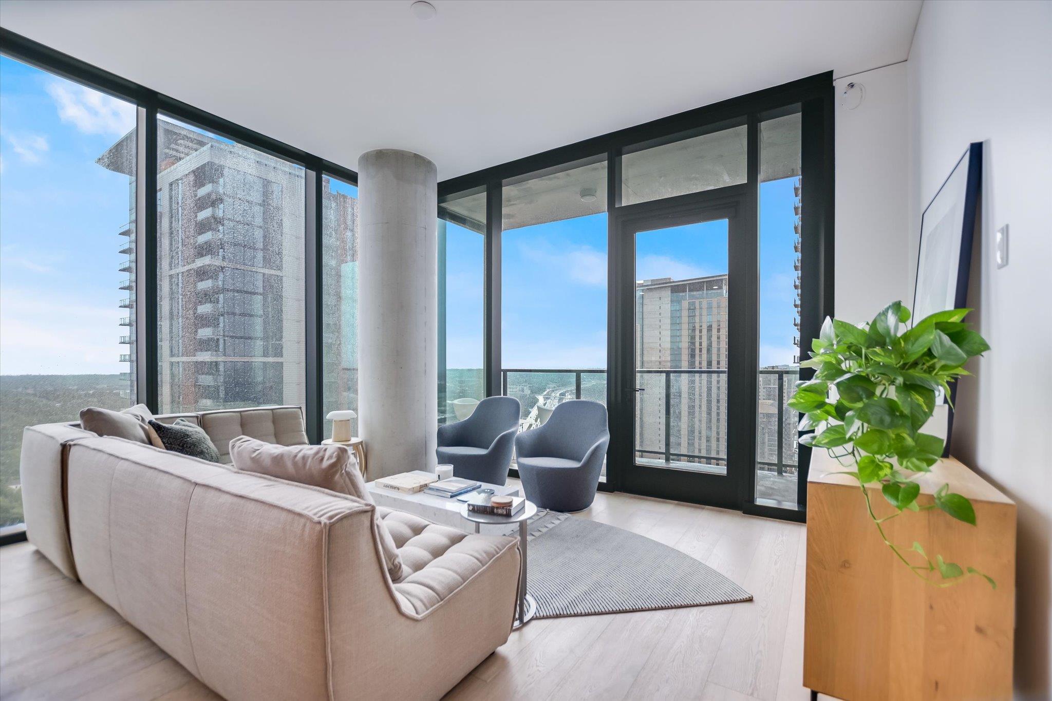 610 Davis St # 2502, Austin, TX 78701