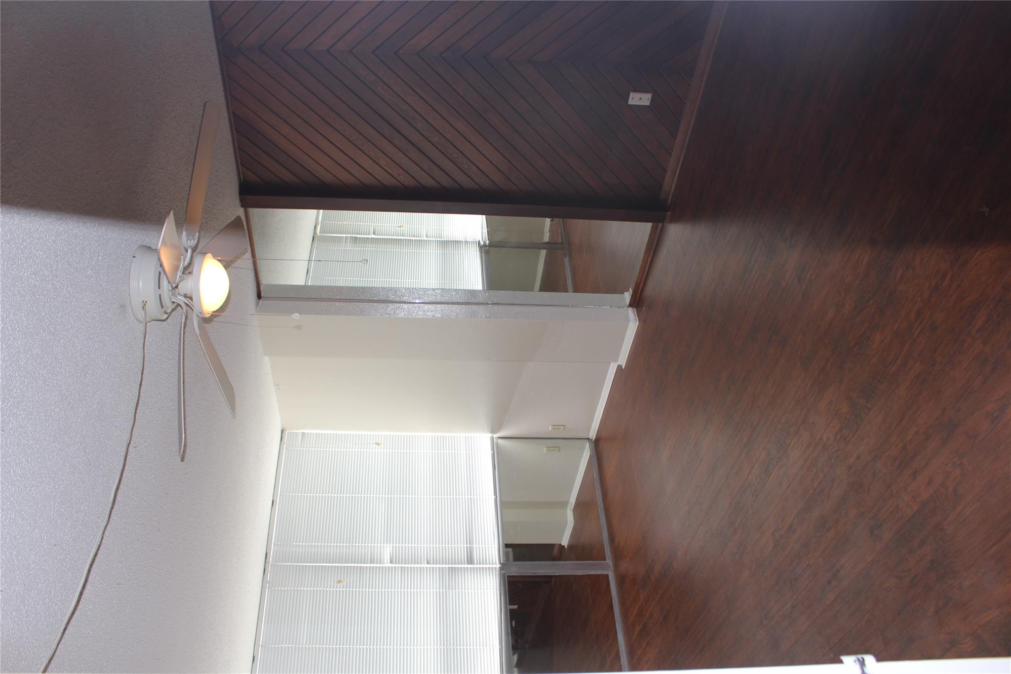 1800 Lavaca St # 203, Austin, TX 78701