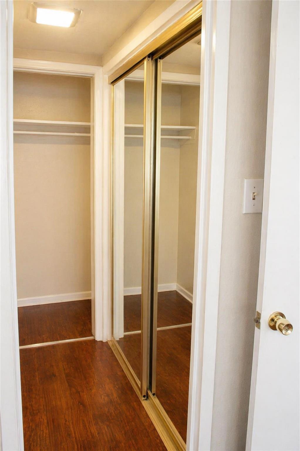 1800 Lavaca St # 203, Austin, TX 78701