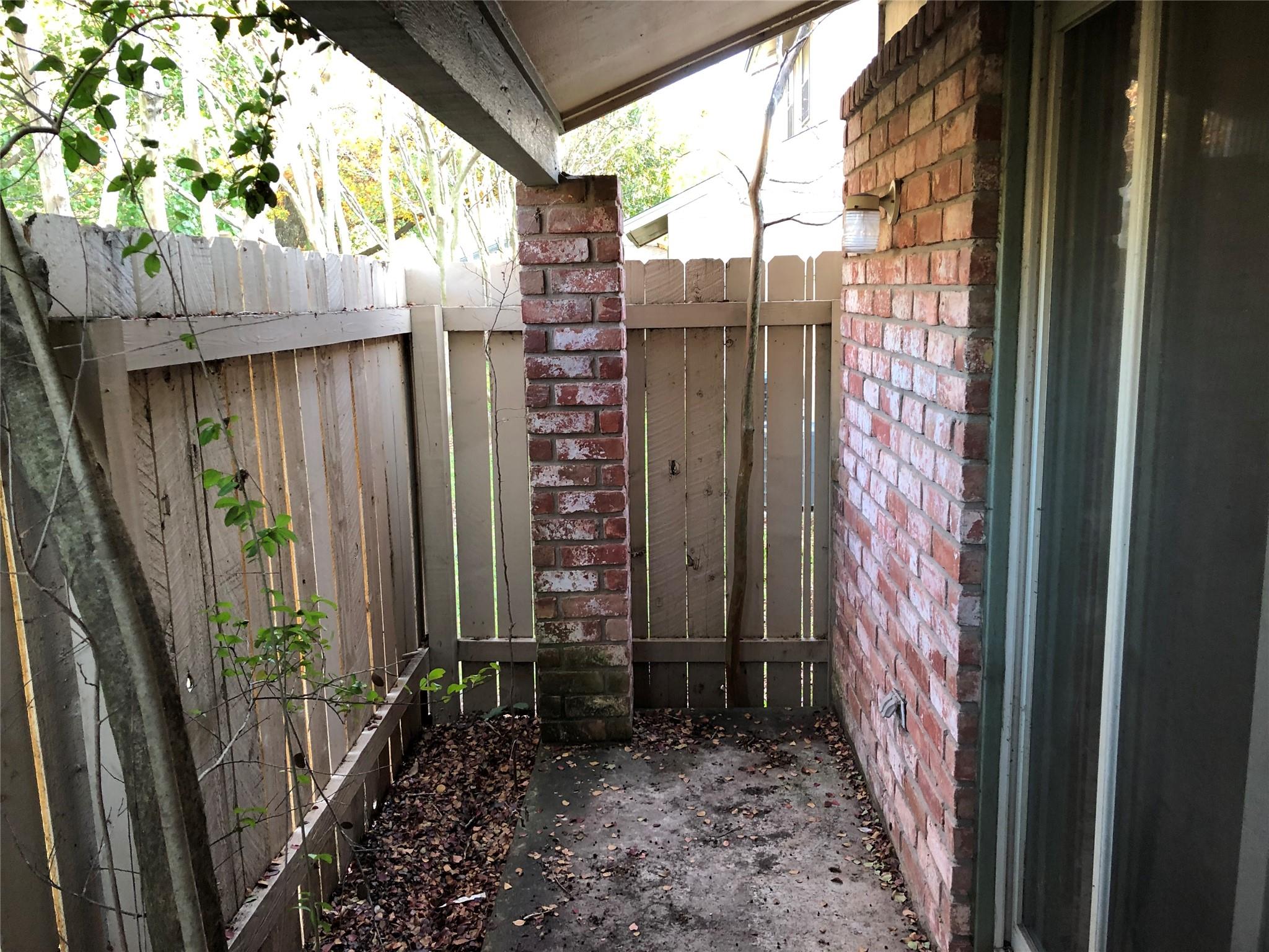 914 W MEADOWMERE Ln, Austin, TX 78758