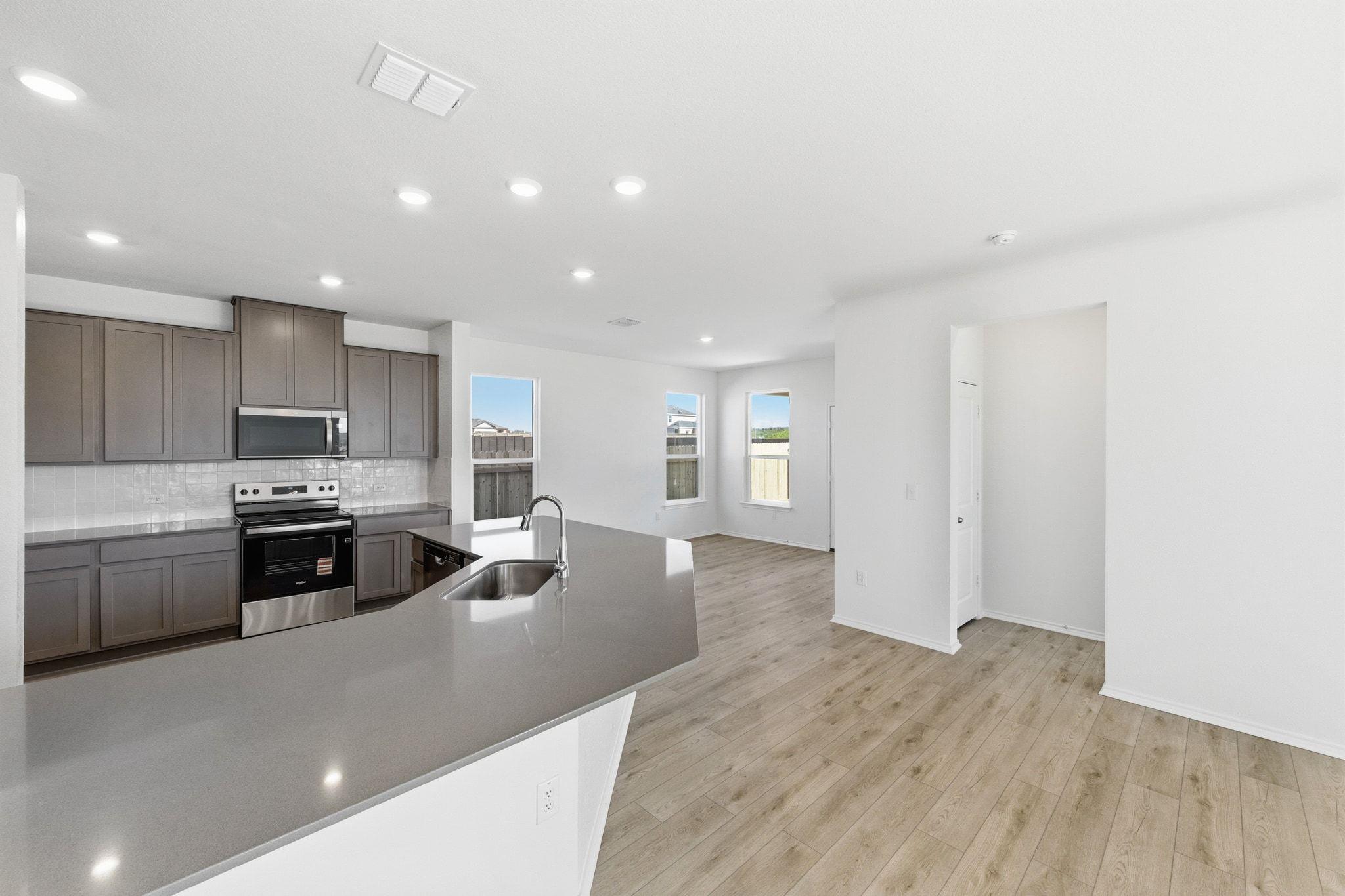 7225 Dunaway Pass, Del Valle, TX 78617