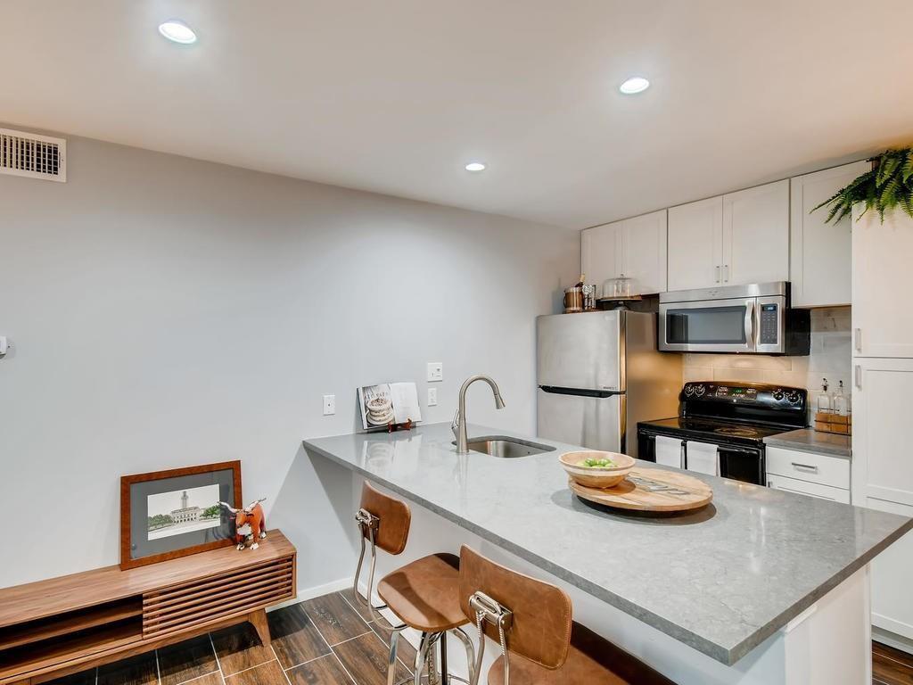 910 Duncan Ln # 16, Austin, TX 78705