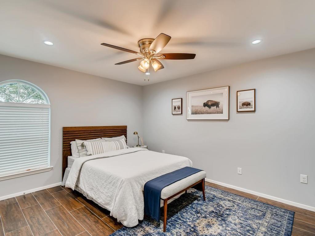 910 Duncan Ln # 16, Austin, TX 78705