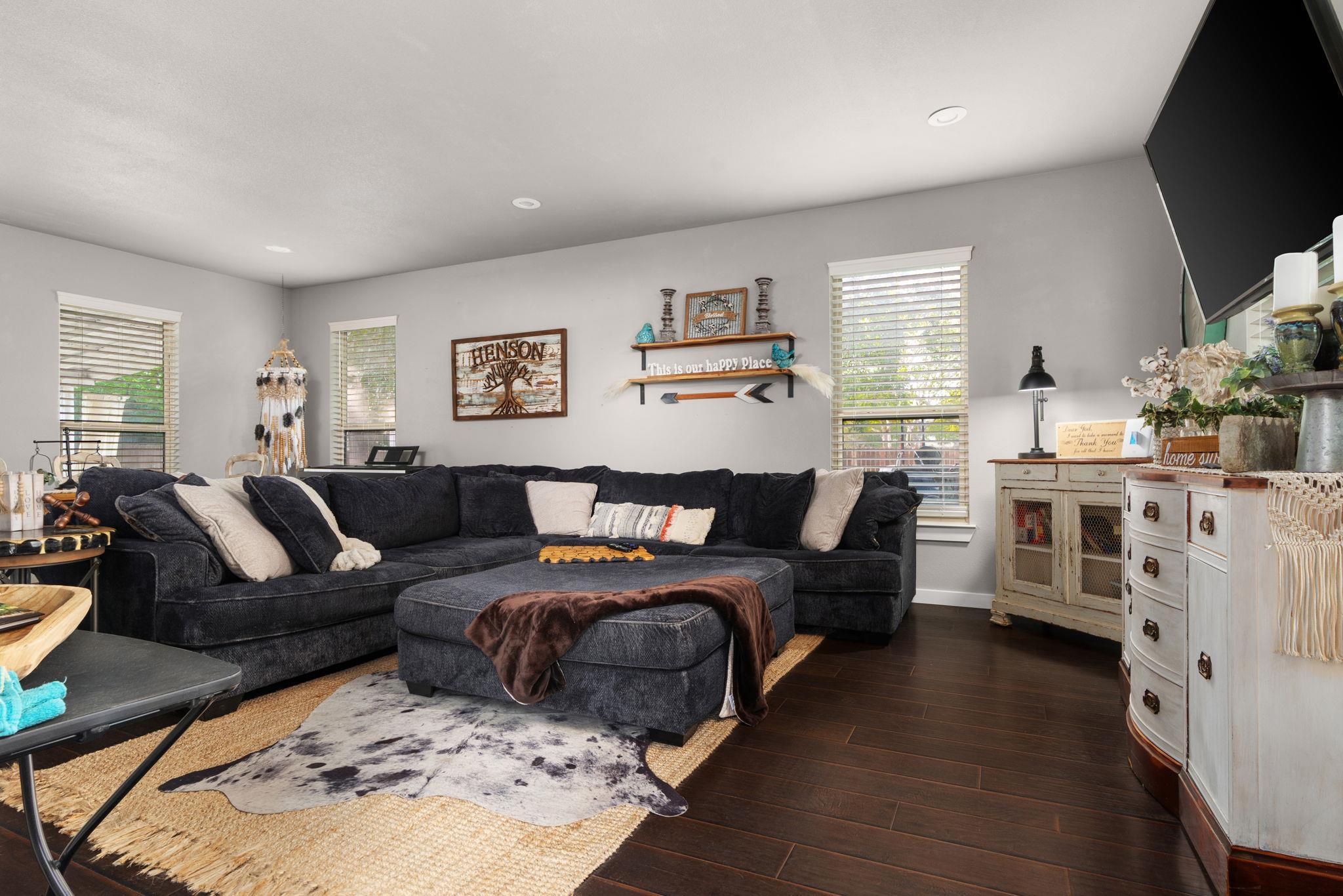 19107 Fm 969, Manor, TX 78653