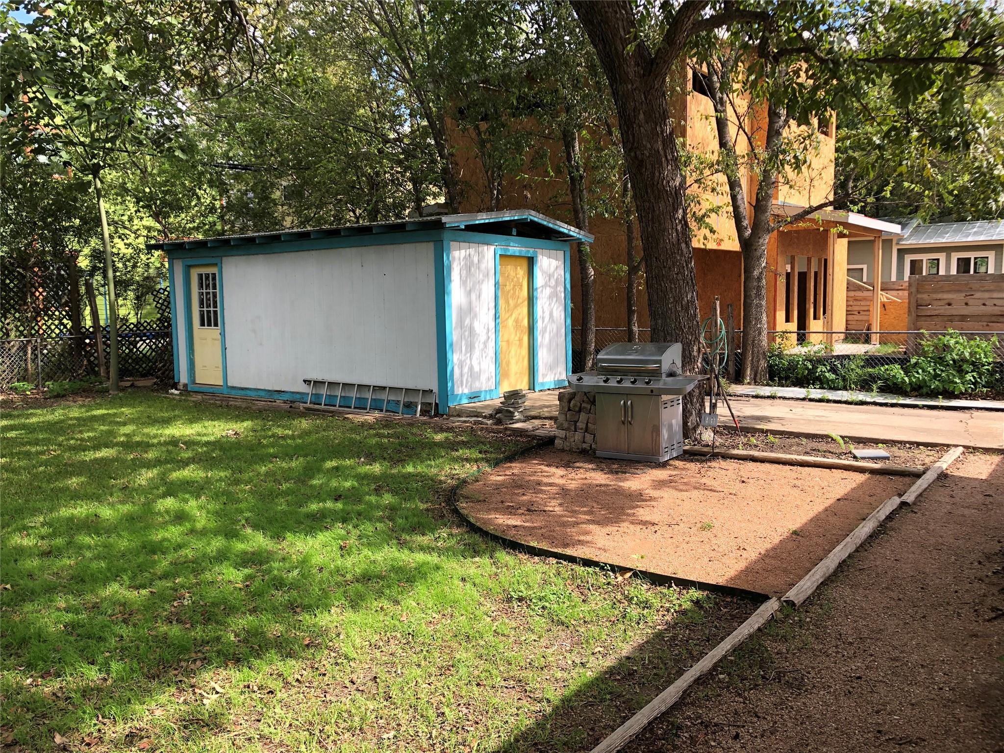 1206 W 51st St, Austin, TX 78756