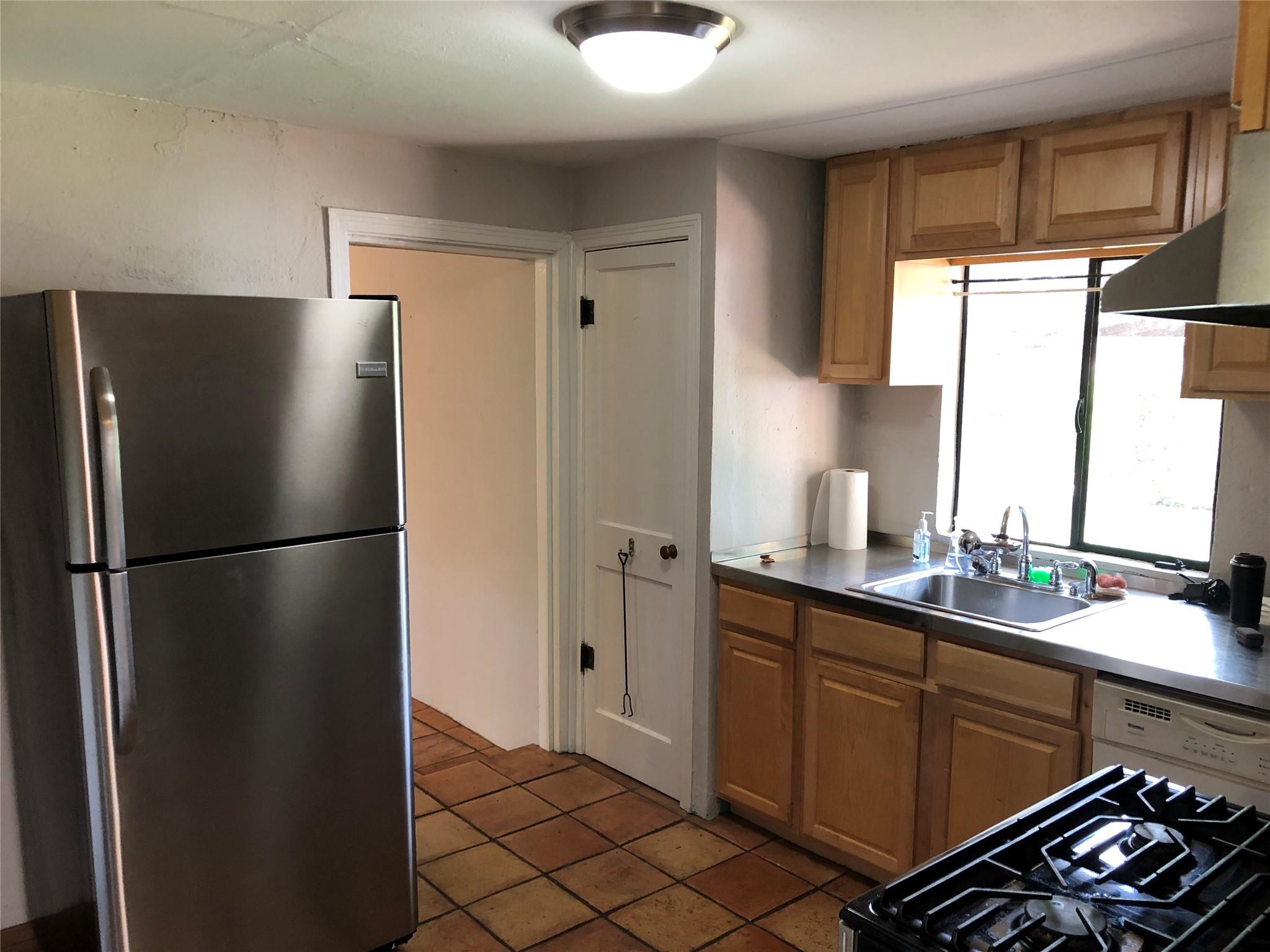 1206 W 51st St, Austin, TX 78756