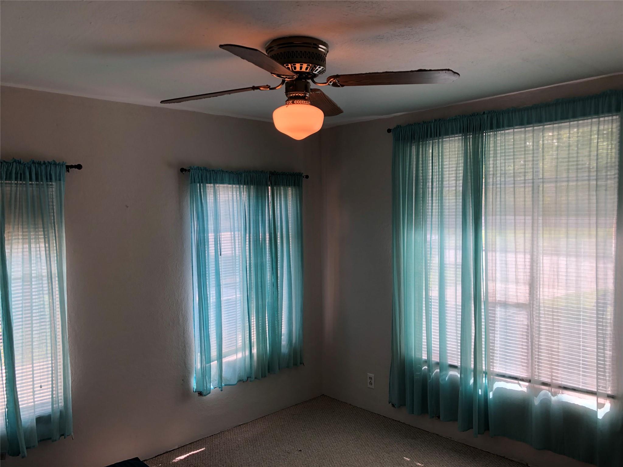 1206 W 51st St, Austin, TX 78756