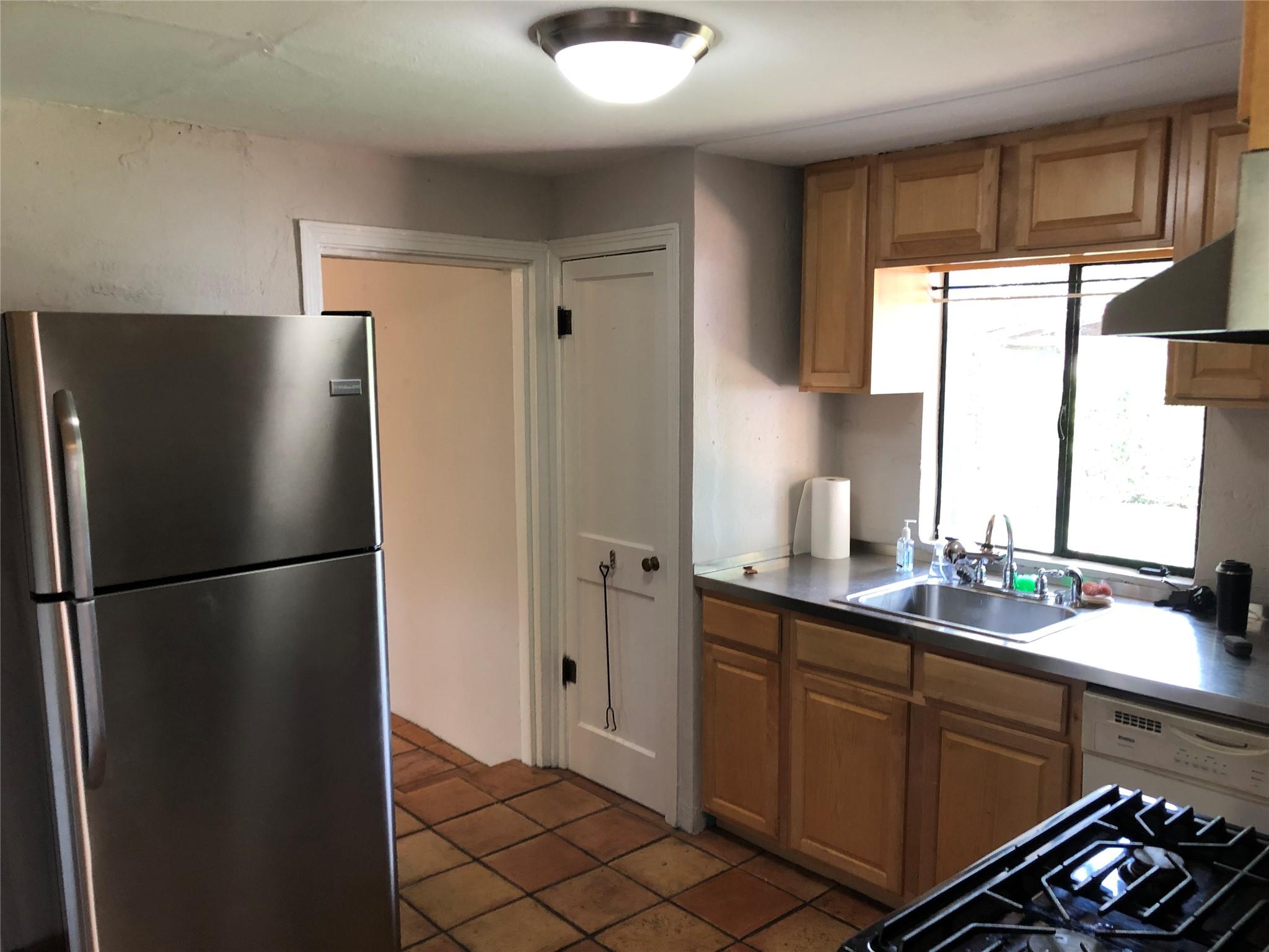 1206 W 51st St, Austin, TX 78756