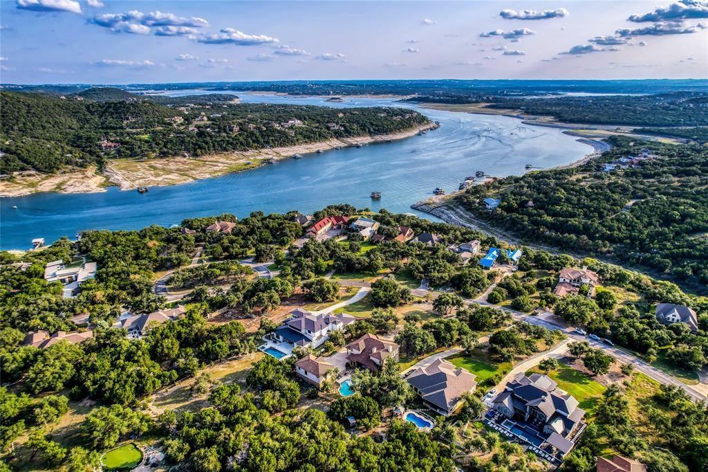 17005 Northlake Hills Dr, Jonestown, TX 78645