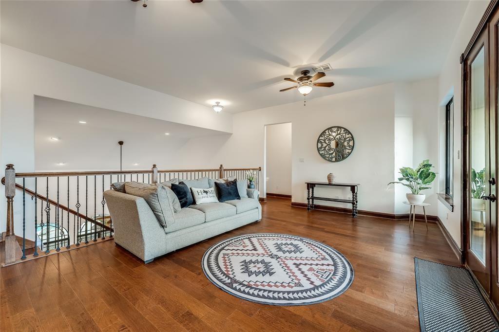 17005 Northlake Hills Dr, Jonestown, TX 78645