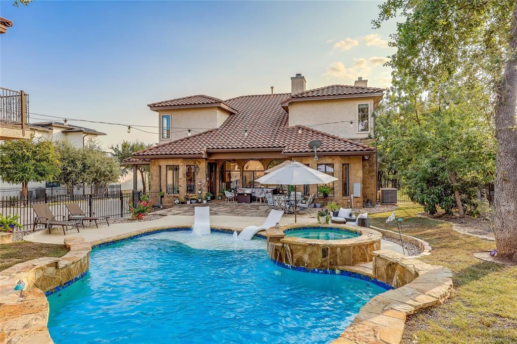 17005 Northlake Hills Dr, Jonestown, TX 78645