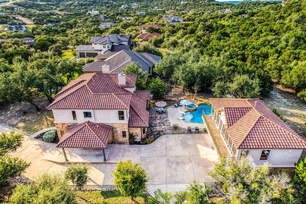 17005 Northlake Hills Dr, Jonestown, TX 78645