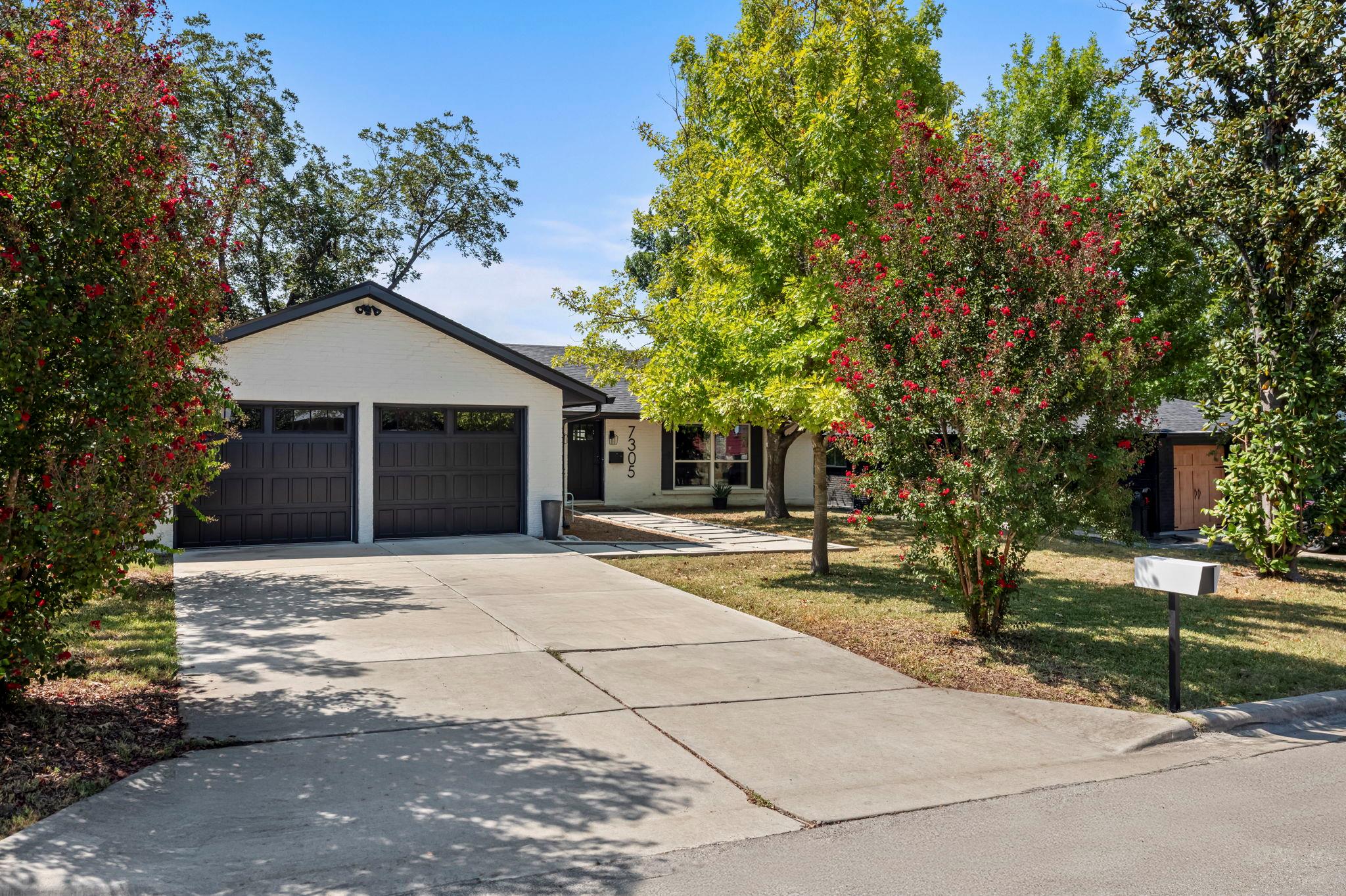 7305 Meadowood Dr, Austin, TX 78723