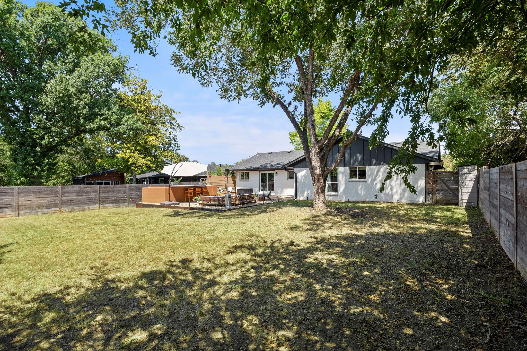 7305 Meadowood Dr, Austin, TX 78723