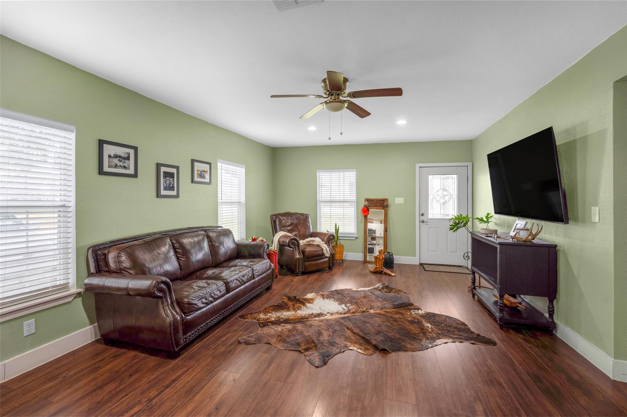 237 San Marcos Highway, Luling, TX 78648