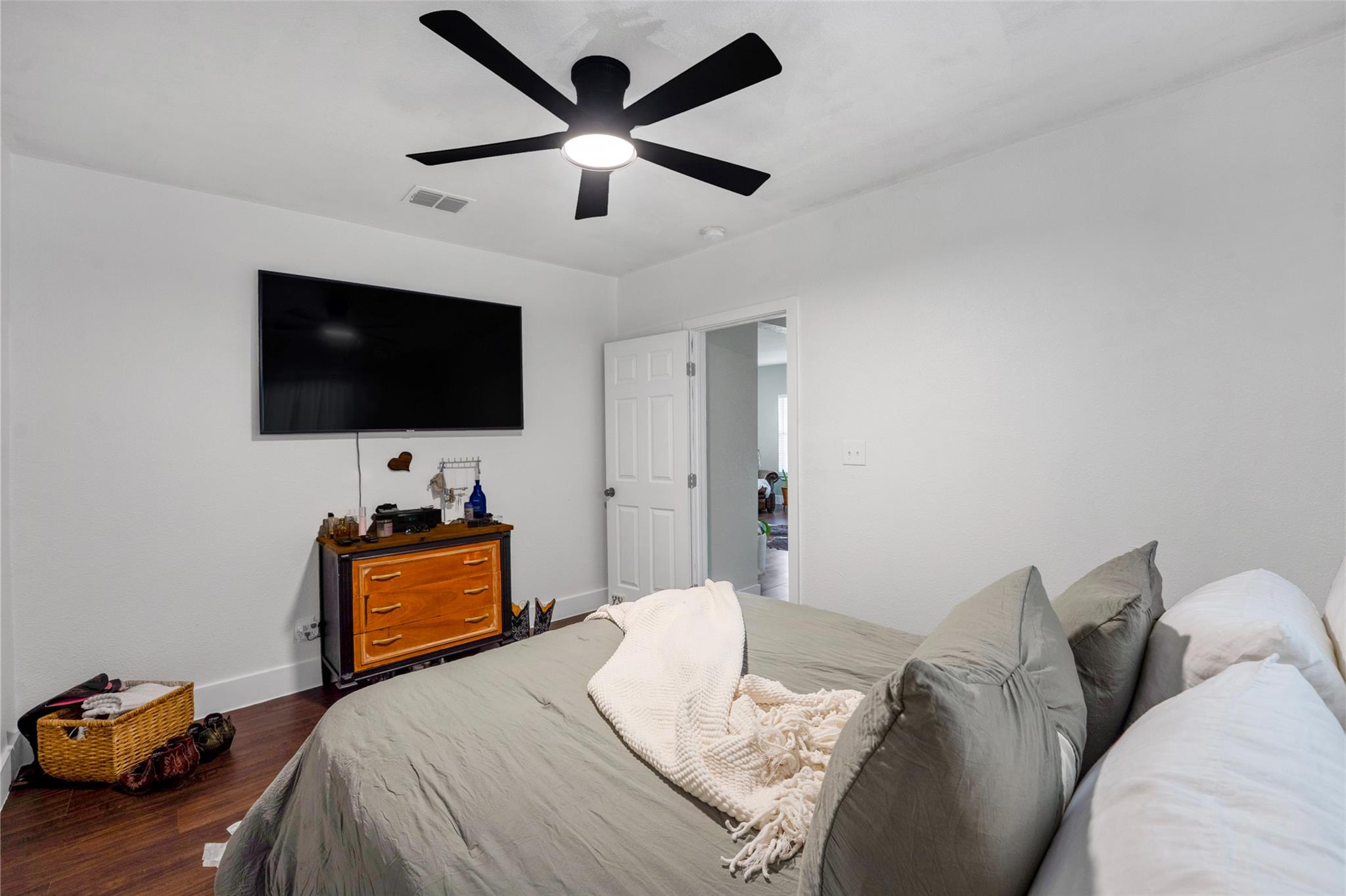 237 San Marcos Highway, Luling, TX 78648