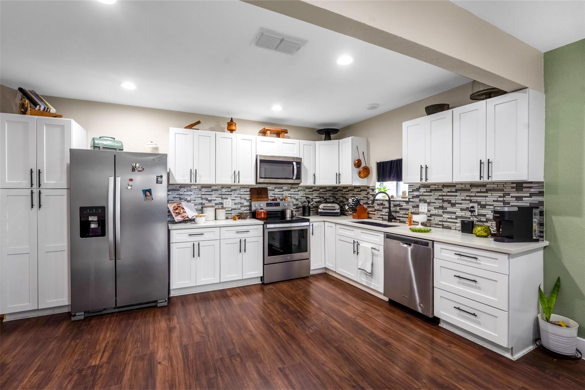 237 San Marcos Highway, Luling, TX 78648