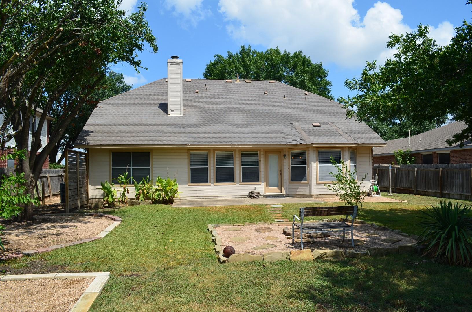 805 Clarence Bohls Ln, Pflugerville, TX 78660