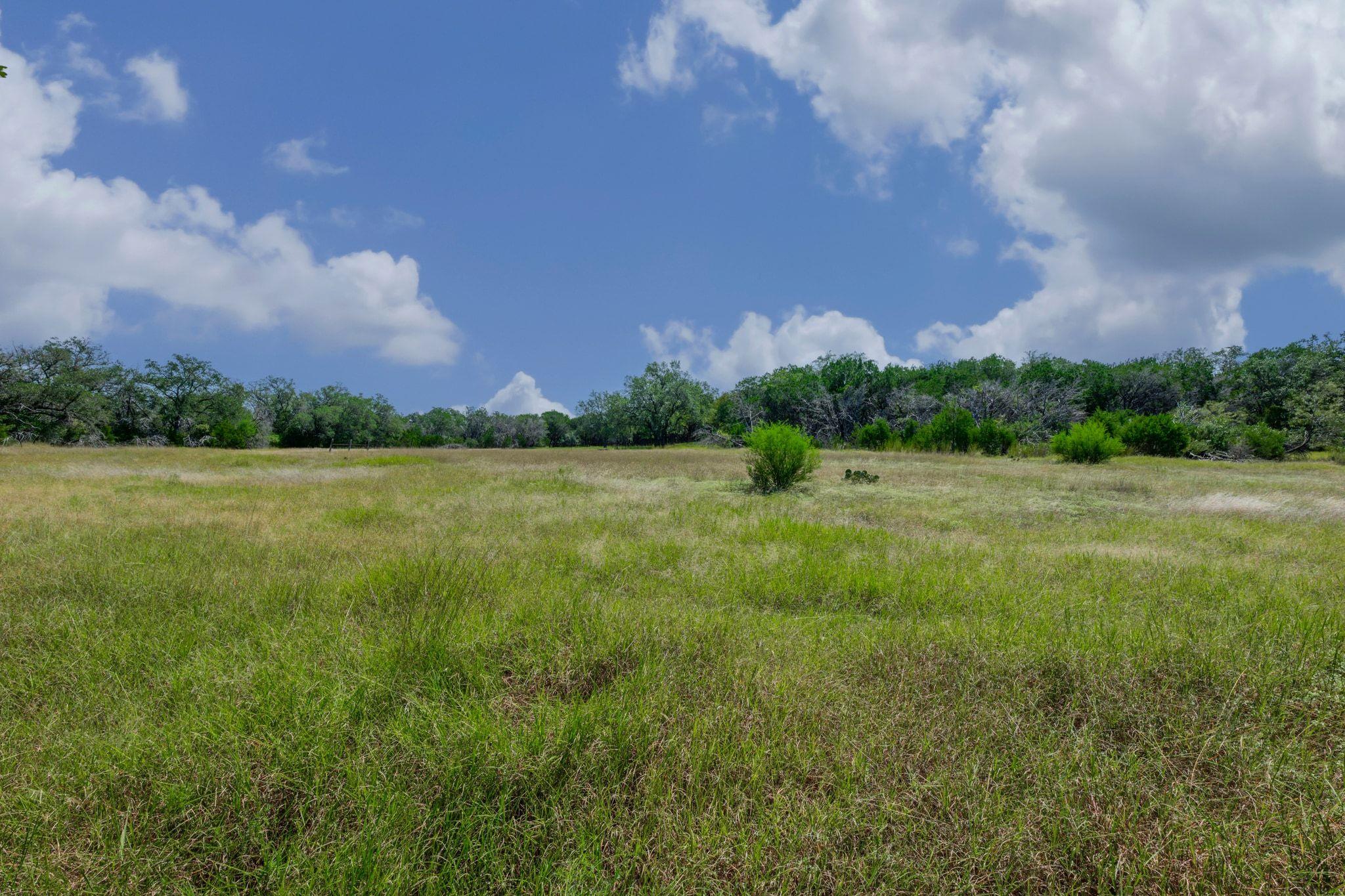 807 County Road 420, Spicewood, TX 78669