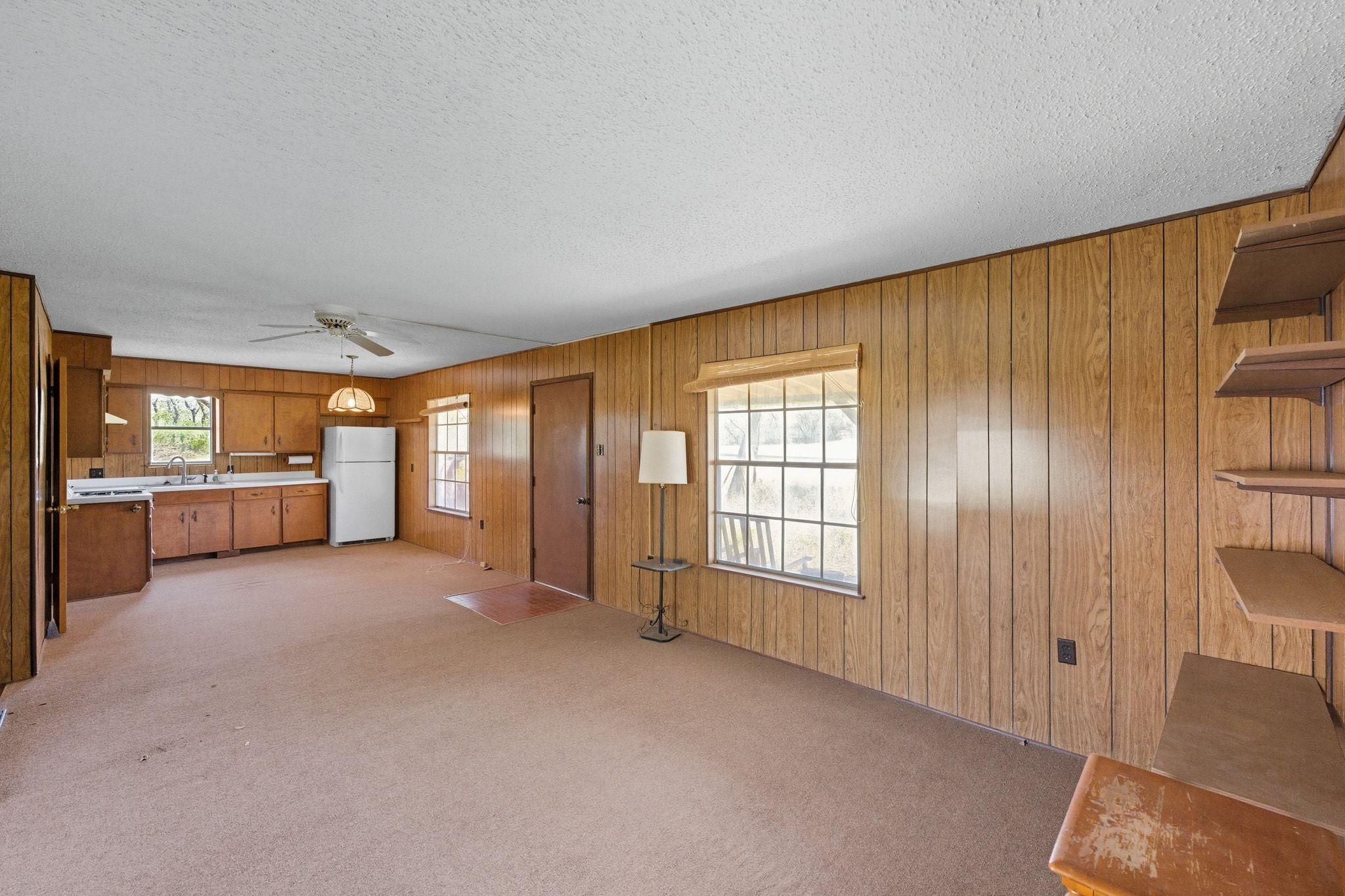 807 County Road 420, Spicewood, TX 78669