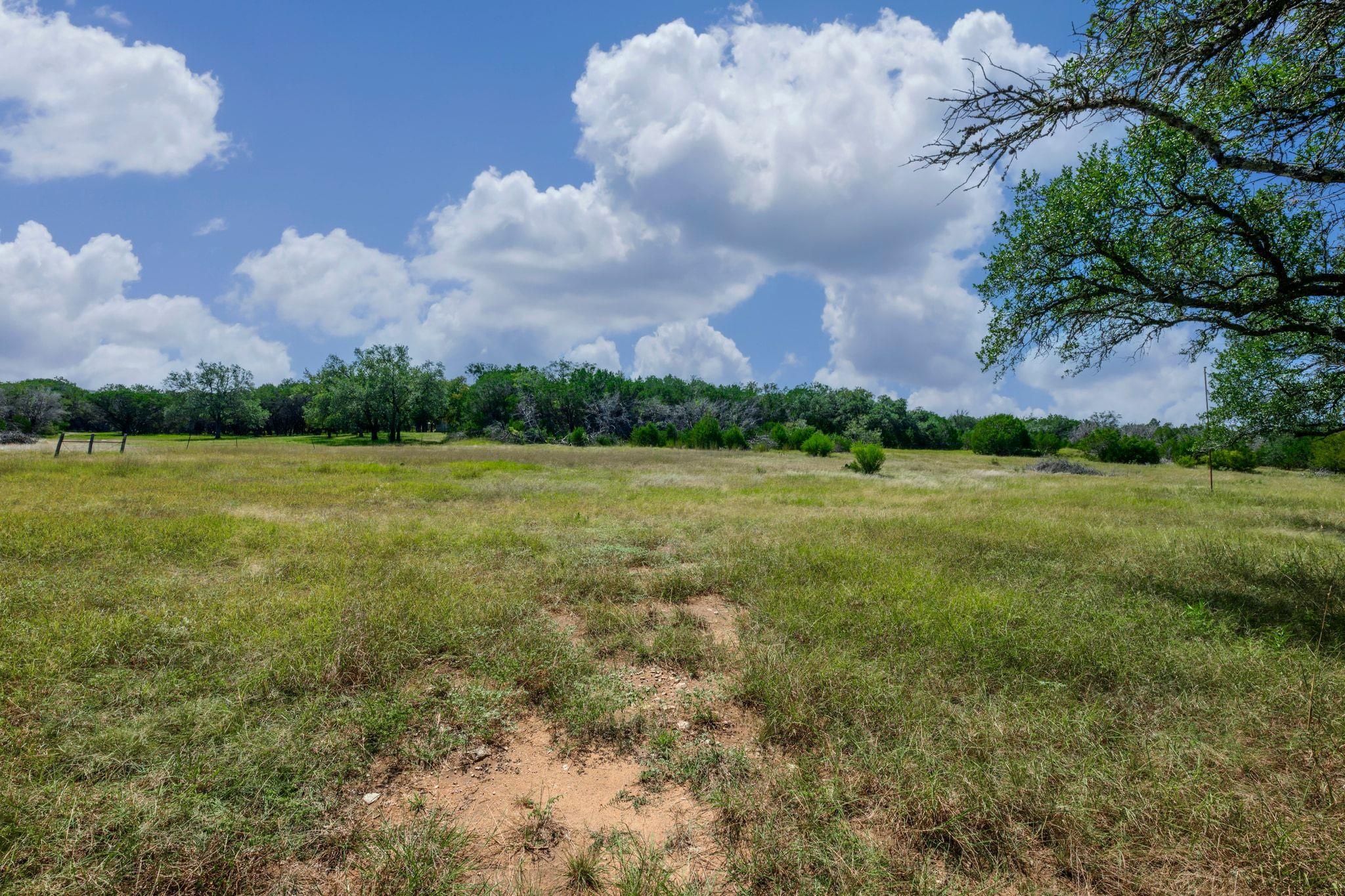 807 County Road 420, Spicewood, TX 78669