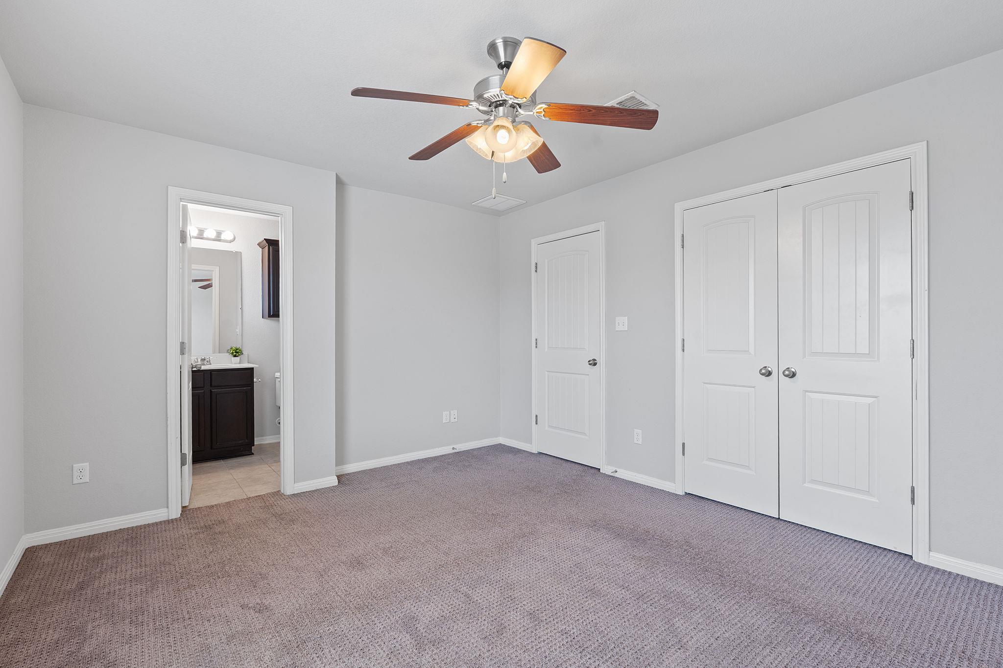 134 Friendship Oak Dr, San Marcos, TX 78666