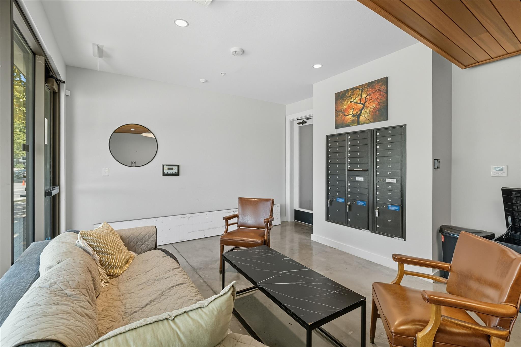 49 Navasota St # 205, Austin, TX 78702