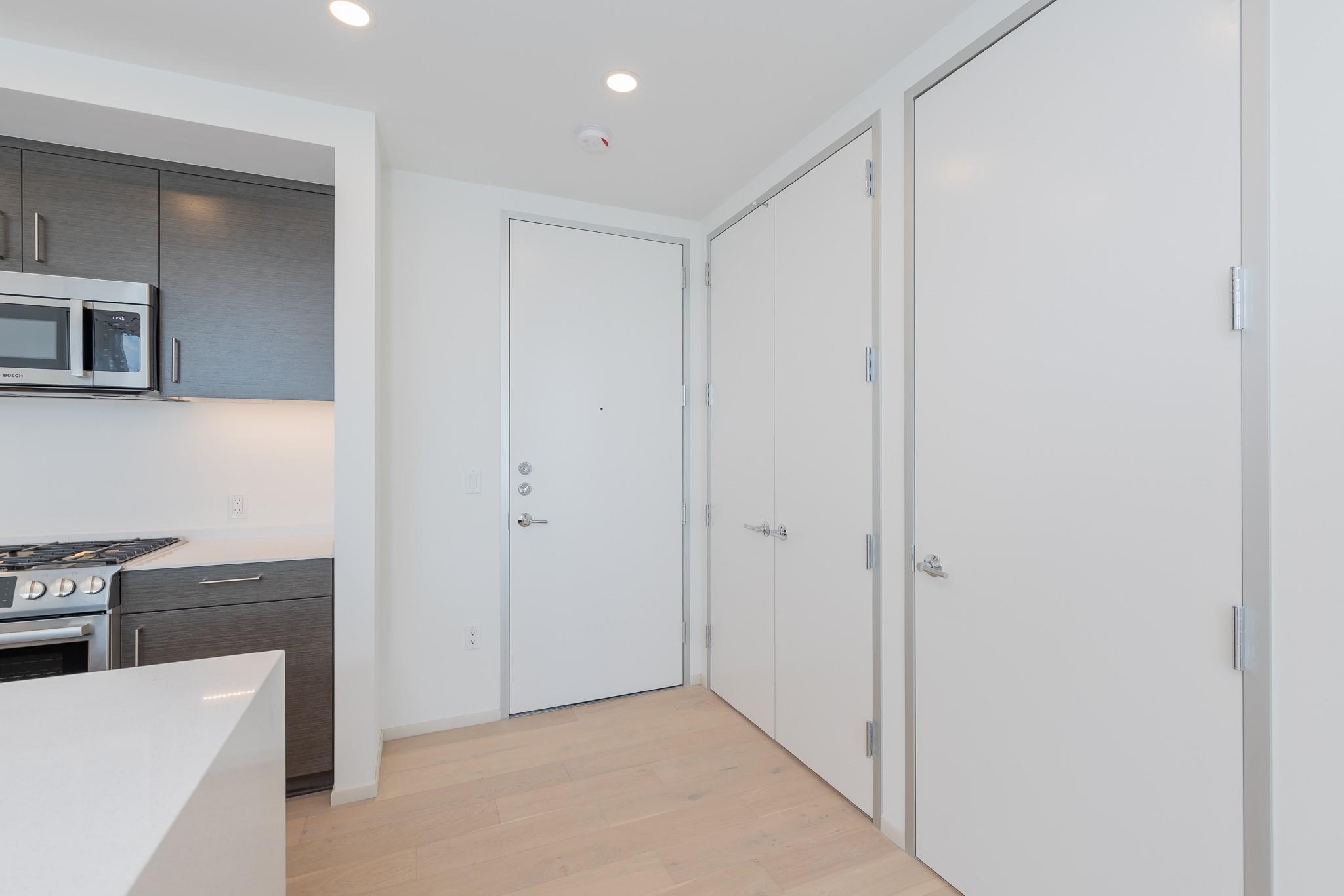 301 West Ave # 1802, Austin, TX 78701