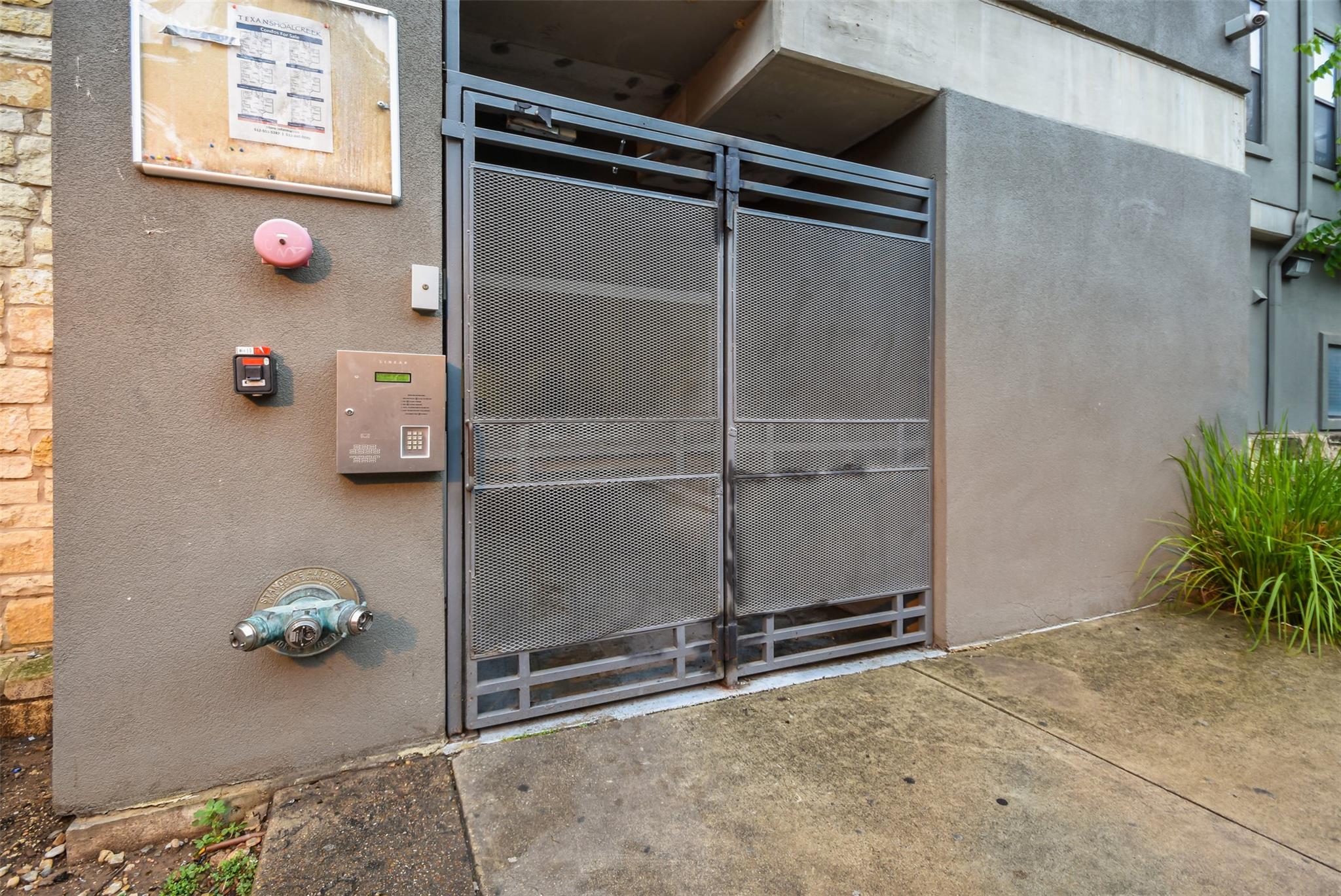 2502 Leon St # 313, Austin, TX 78705